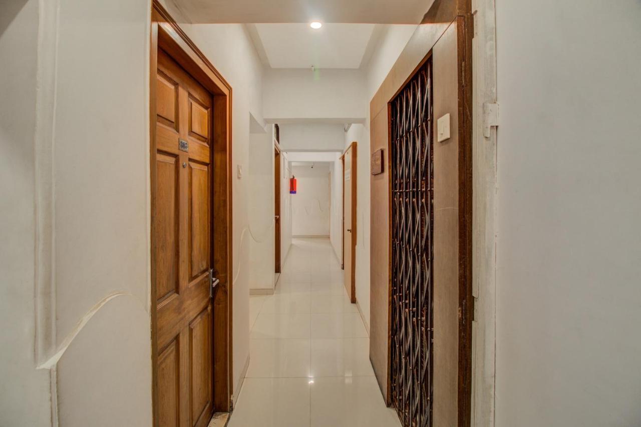 Oyo Flagship 572 Santacruz West Otel Mumbai Dış mekan fotoğraf