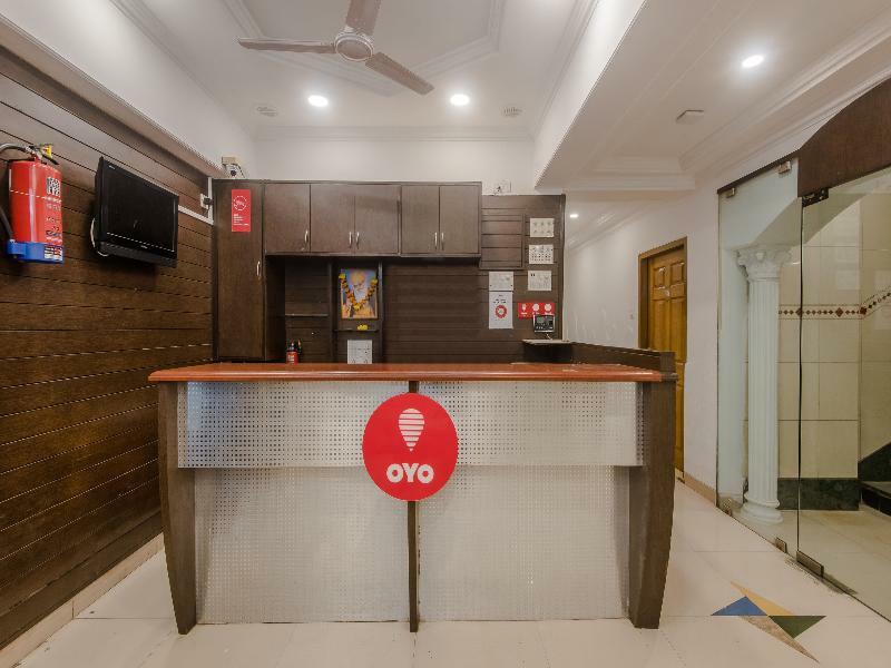 Oyo Flagship 572 Santacruz West Otel Mumbai Dış mekan fotoğraf